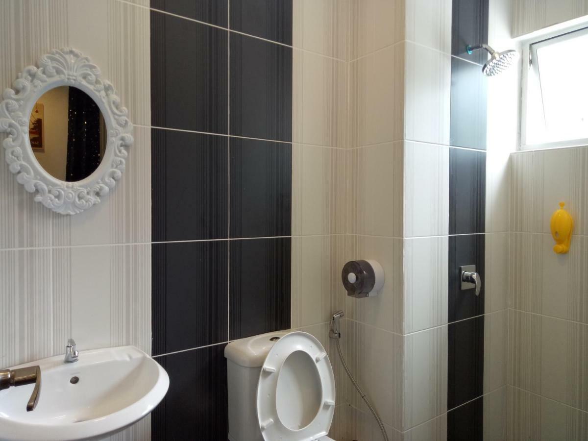 Icolor Home & Stay Ch 8 Тана Рата Екстериор снимка